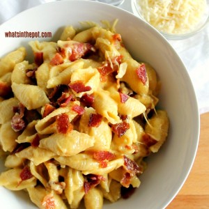 Instant Pot Macaroni and Cheese with Bacon